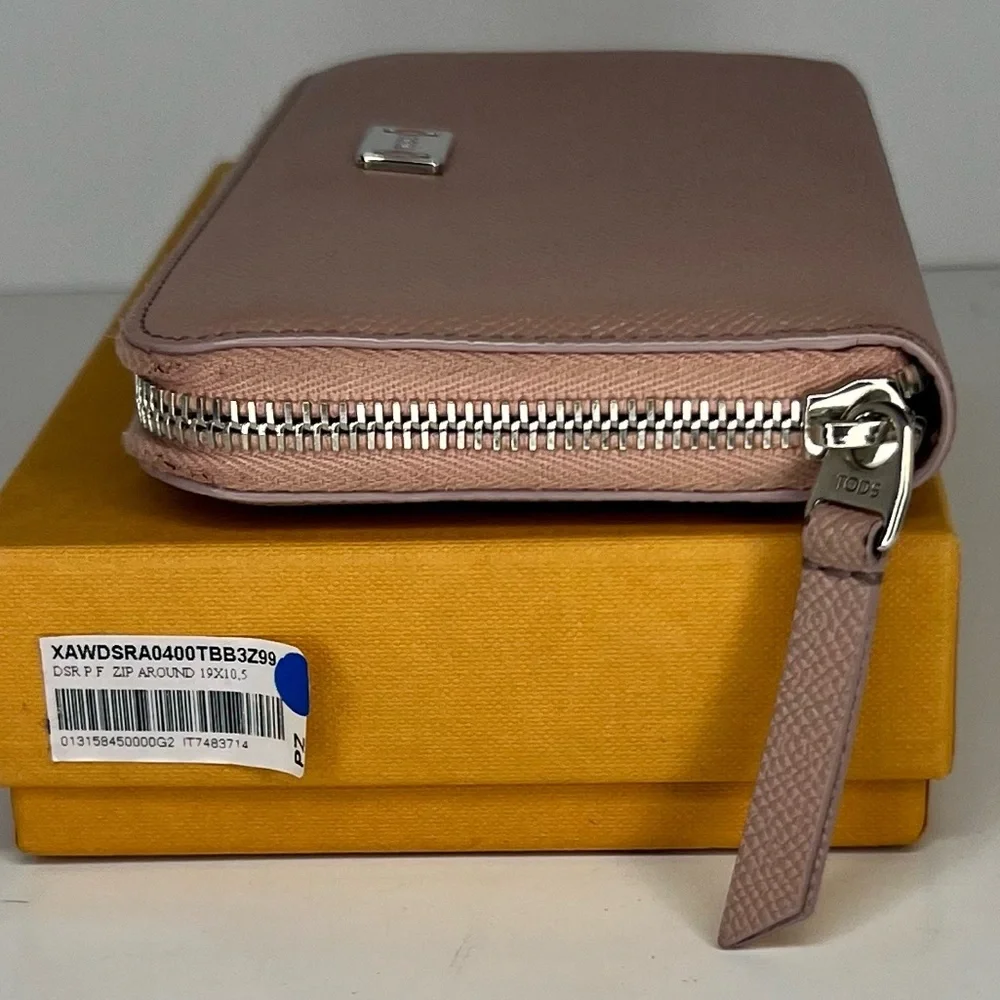 TOD'S Pink Saffiano‎ Leather Zip-Around Long Continental Luxury Wallet